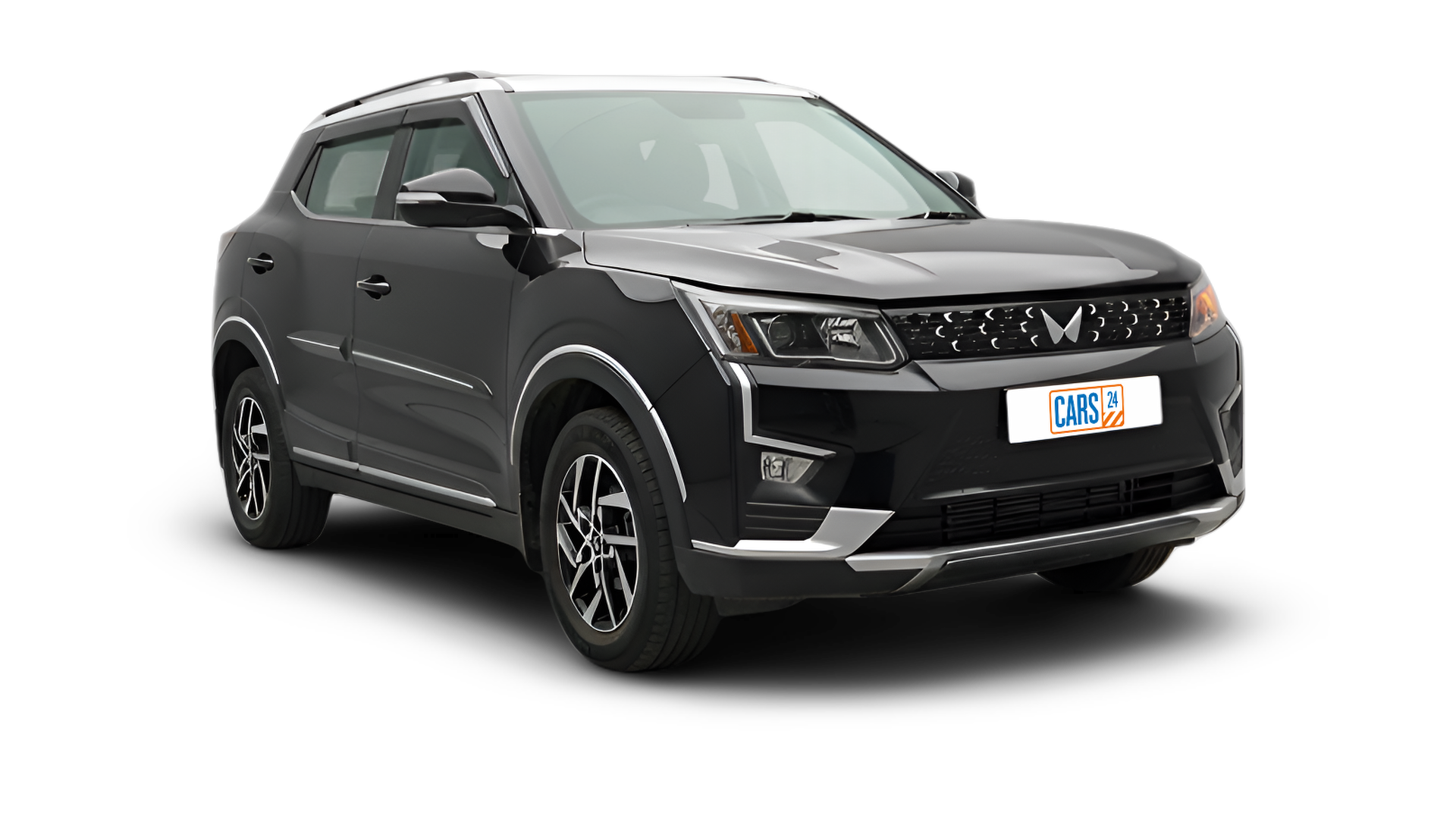 2023 Mahindra XUV400 - SUV - Electric - Automatic - ₹9.50 lakh